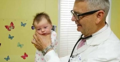 pediatrician stops crying baby