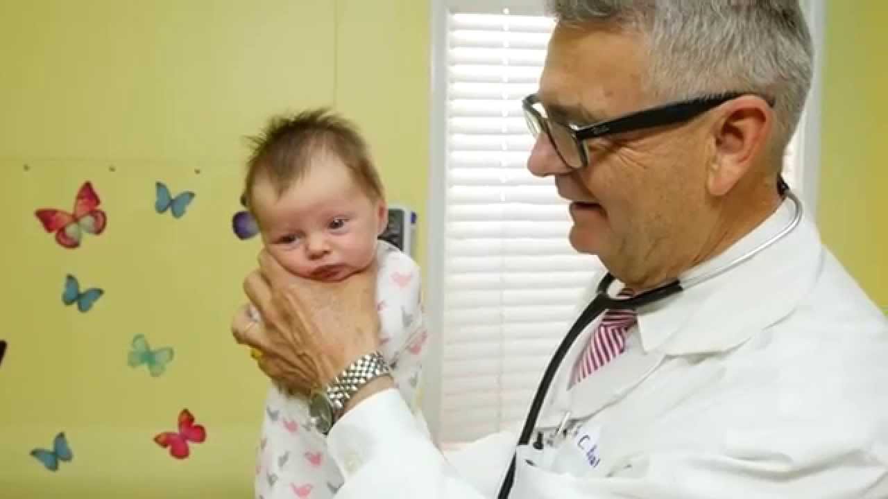 pediatrician stops crying baby