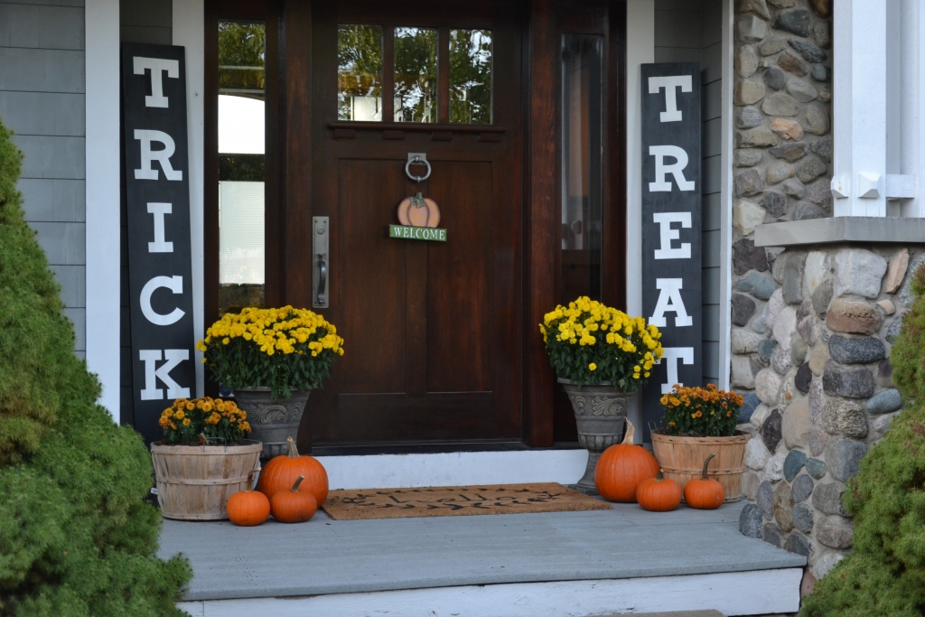 cute fall front porch signs